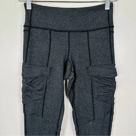 Lululemon Womens Size 4 Camel Cargo Pant - Picture 4 of 14